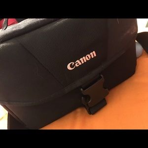 Canon Rebel T5 Kit!!